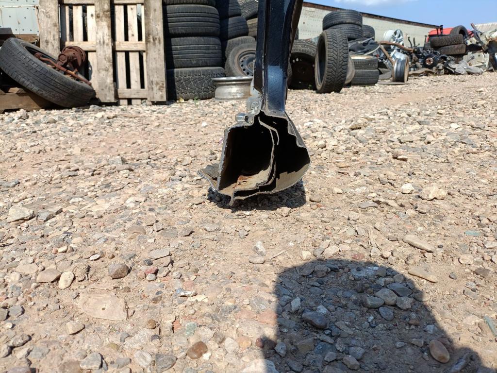 Порог со стойкой правый, 5000 рублей, Пермь