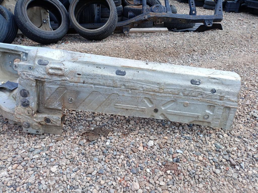 Порог со стойкой левый, 5000 рублей, Пермь