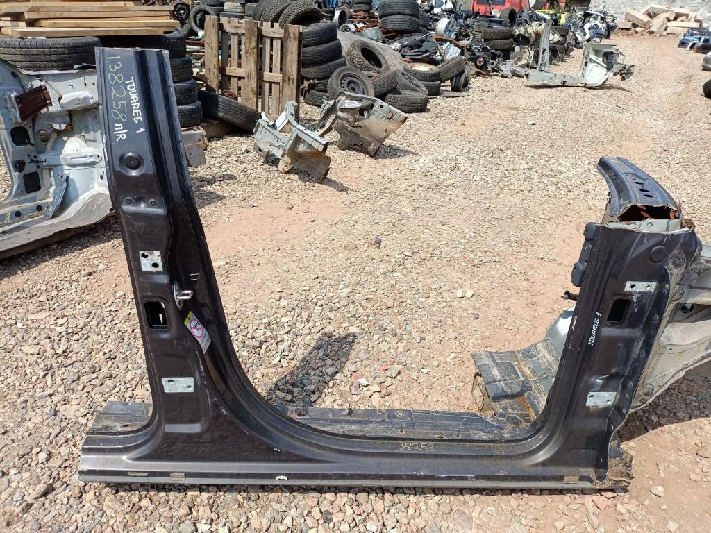 Порог со стойкой правый, 9000 рублей, Пермь