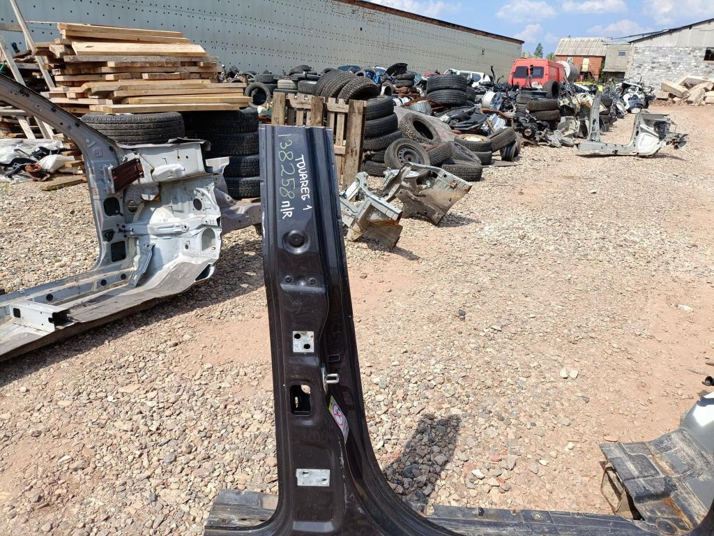 Порог со стойкой правый, 9000 рублей, Пермь