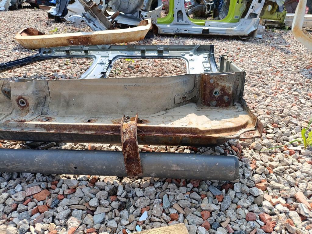 Порог со стойкой правый, 23000 рублей, Пермь