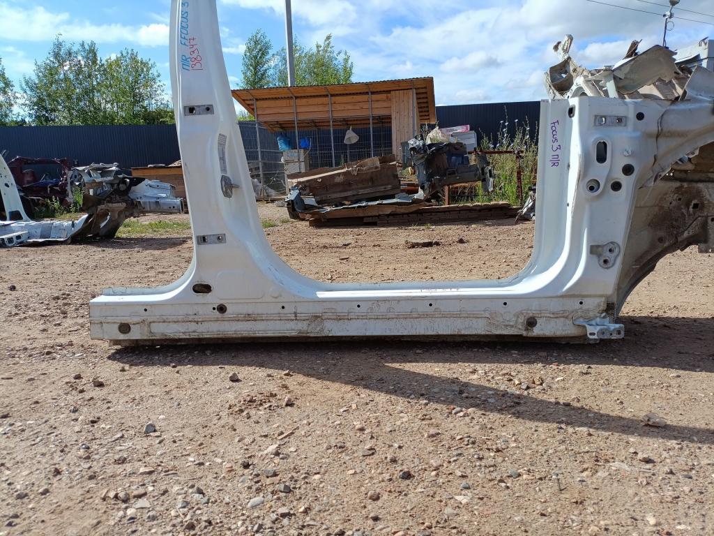 Порог со стойкой правый, 7000 рублей, Пермь