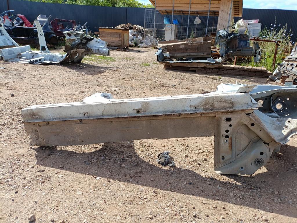 Порог со стойкой правый, 7000 рублей, Пермь