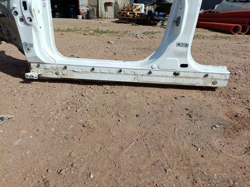 Порог со стойкой левый, 7000 рублей, Пермь