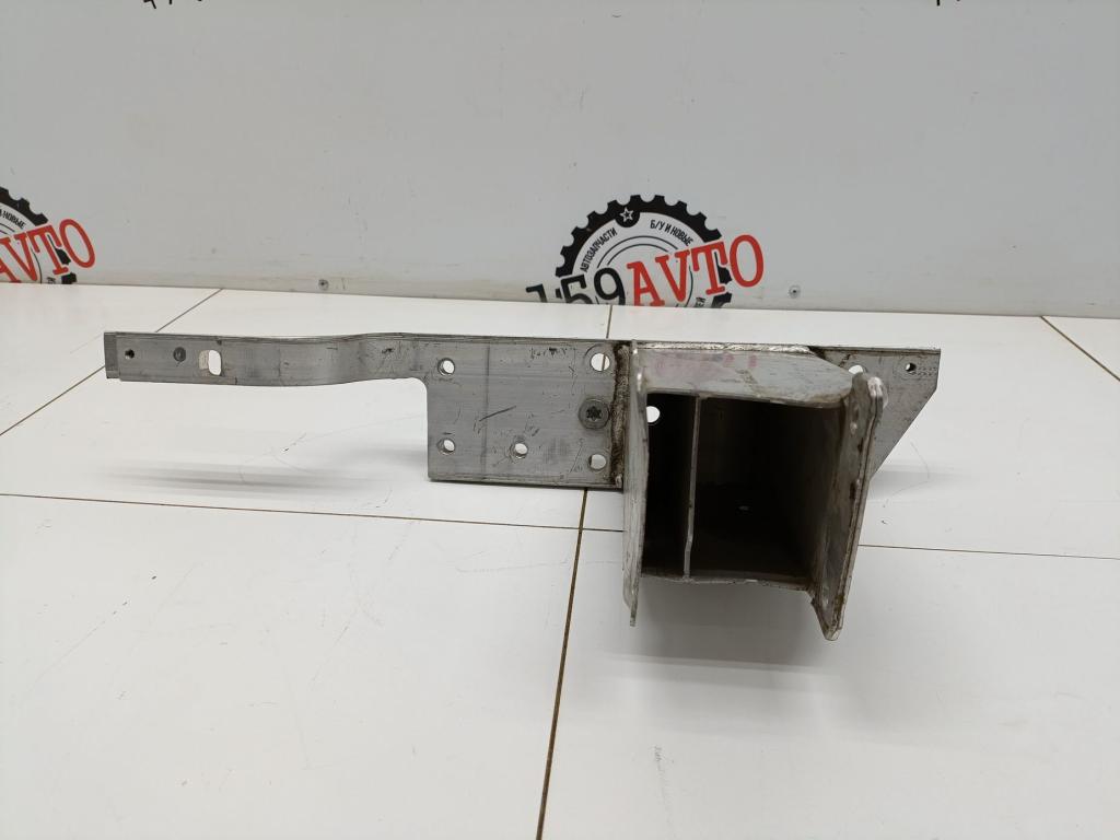 Кронштейн усилителя переднего бампера правый, 7000 рублей, Пермь