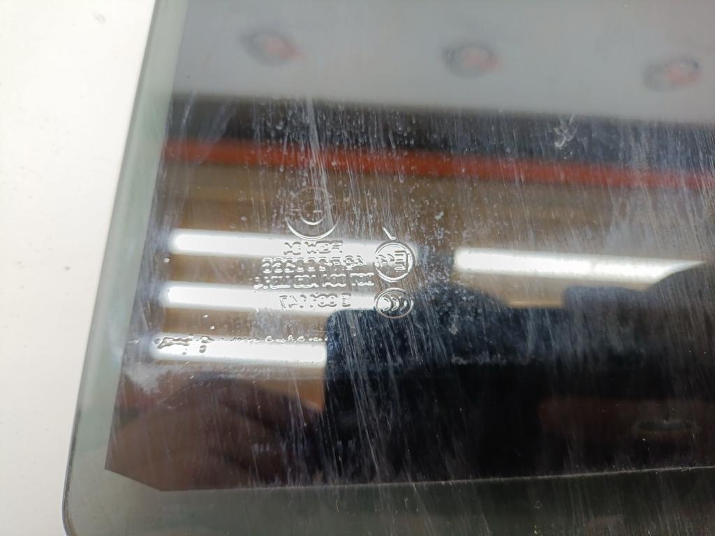 Стекло двери задней правой, 3000 рублей, Пермь