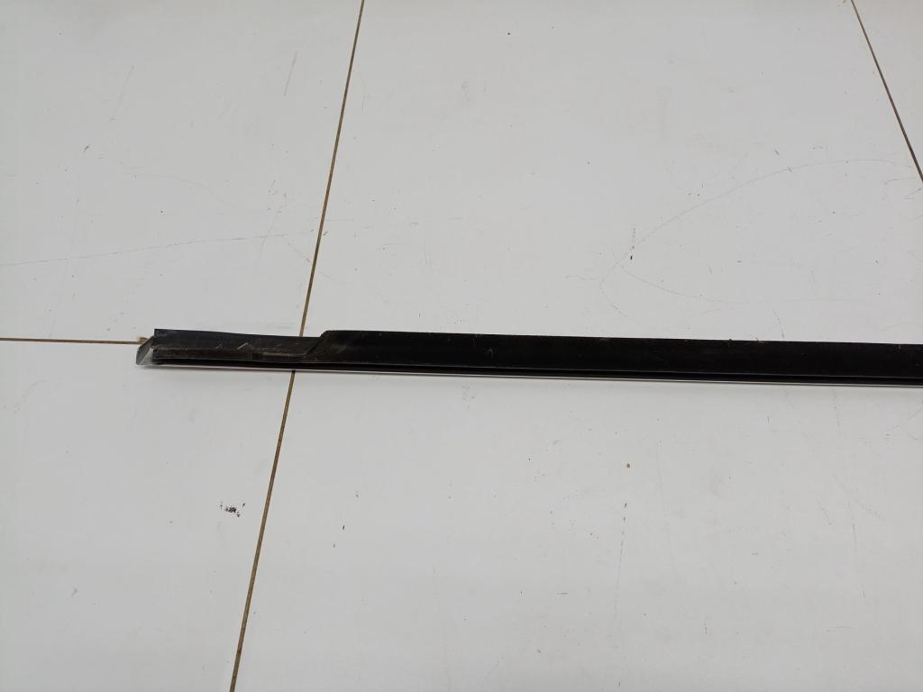 Накладка стекла заднего правого, 1500 рублей, Пермь