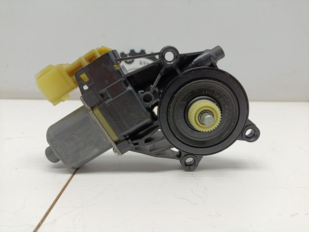 Моторчик стеклоподъемника, 1000 рублей, Пермь