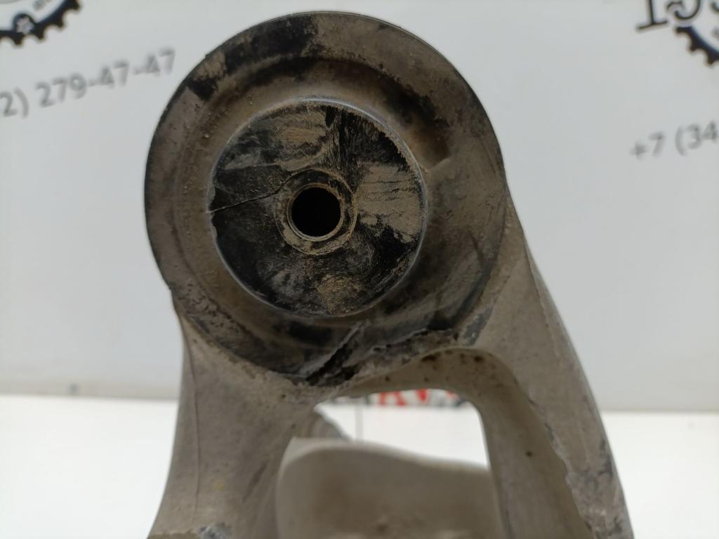 Кулак поворотный задний правый, 3000 рублей, Пермь