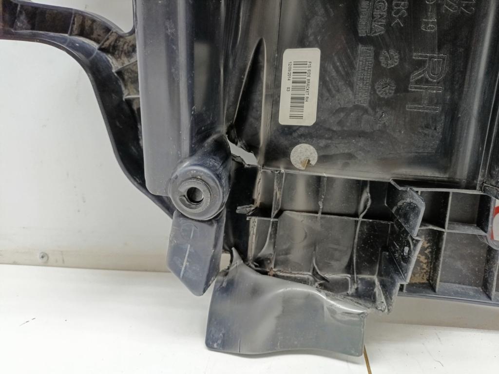 Кронштейн заднего бампера правый, 2000 рублей, Пермь