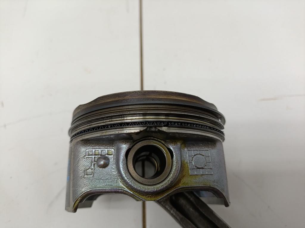 Поршень с шатуном, 8000 рублей, Пермь