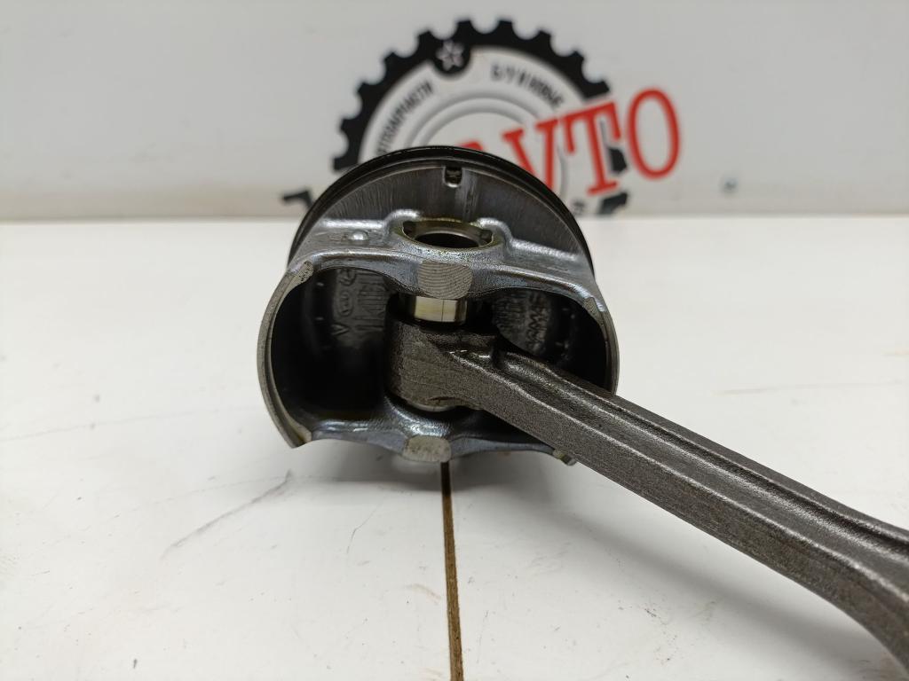 Поршень с шатуном, 8000 рублей, Пермь