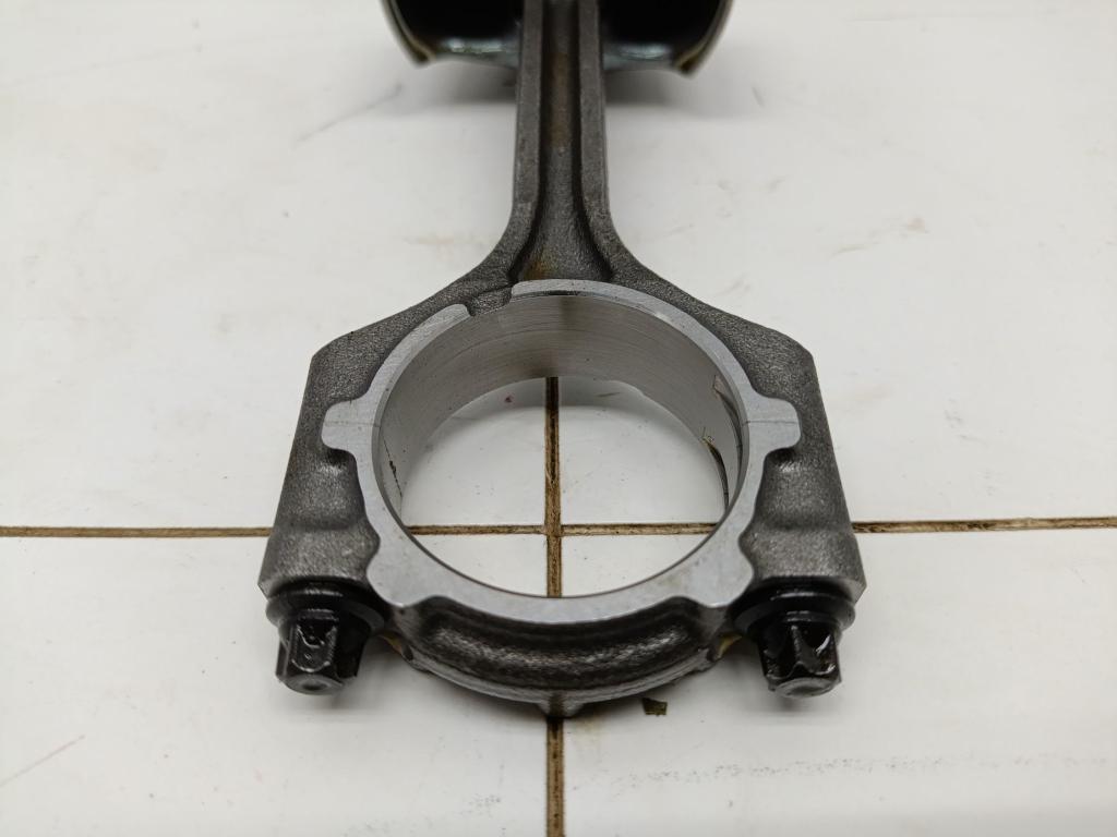 Поршень с шатуном, 8000 рублей, Пермь