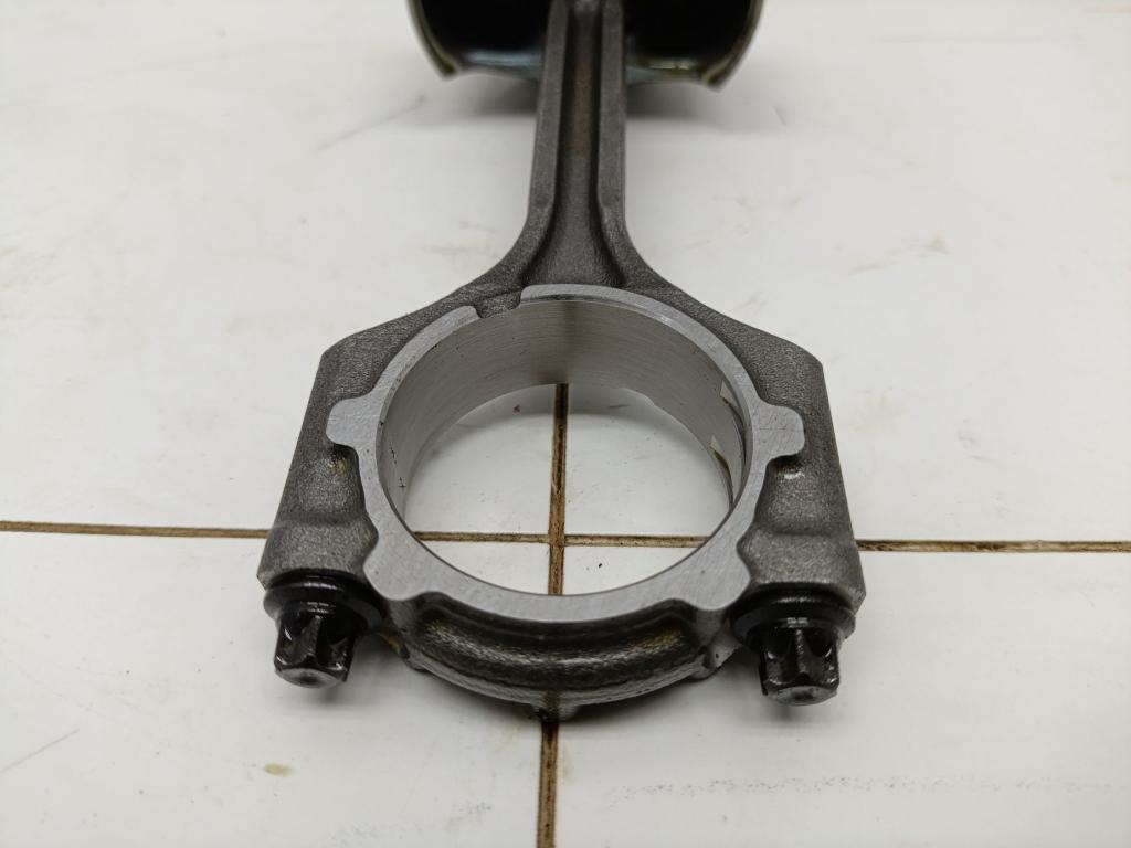 Поршень с шатуном, 8000 рублей, Пермь