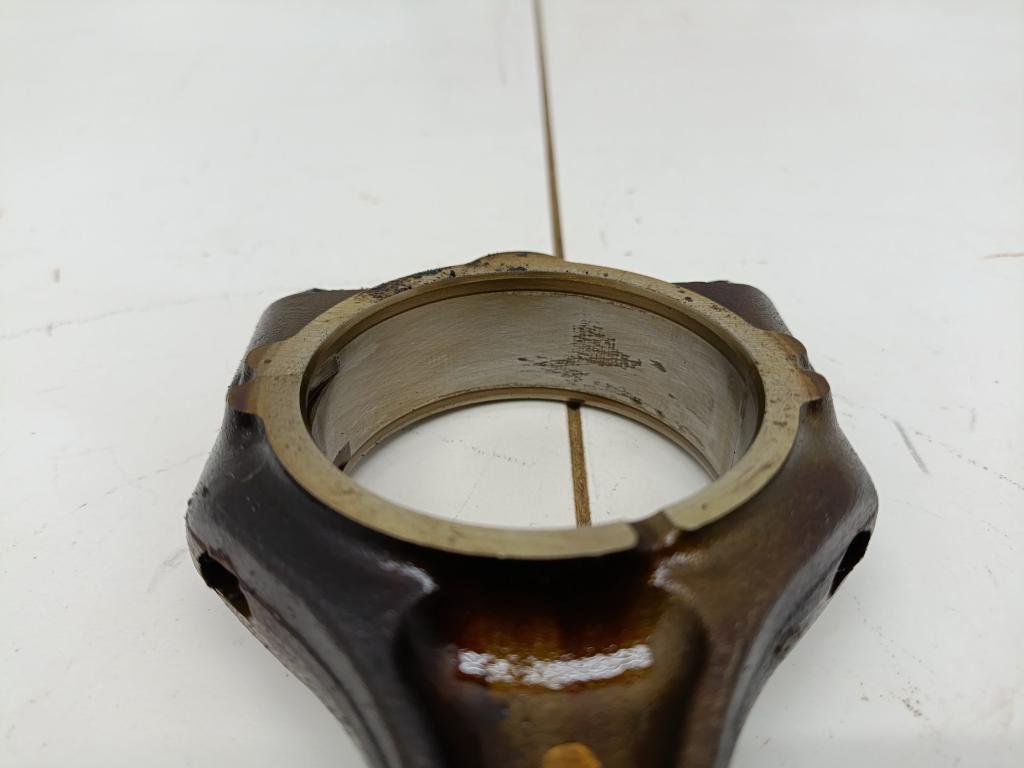 Поршень с шатуном, 2000 рублей, Пермь