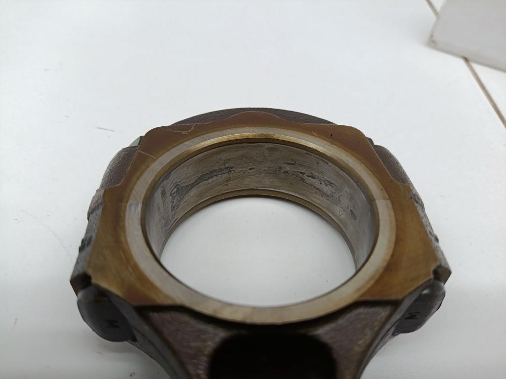 Поршень с шатуном, 2000 рублей, Пермь