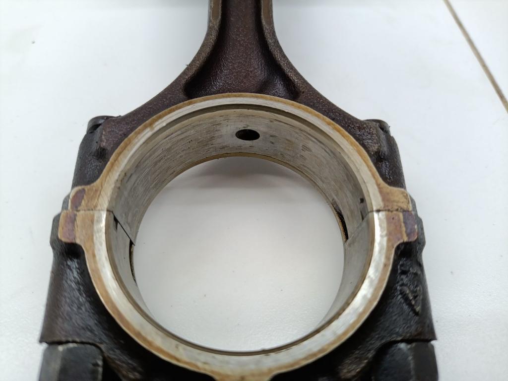 Поршень с шатуном, 2000 рублей, Пермь