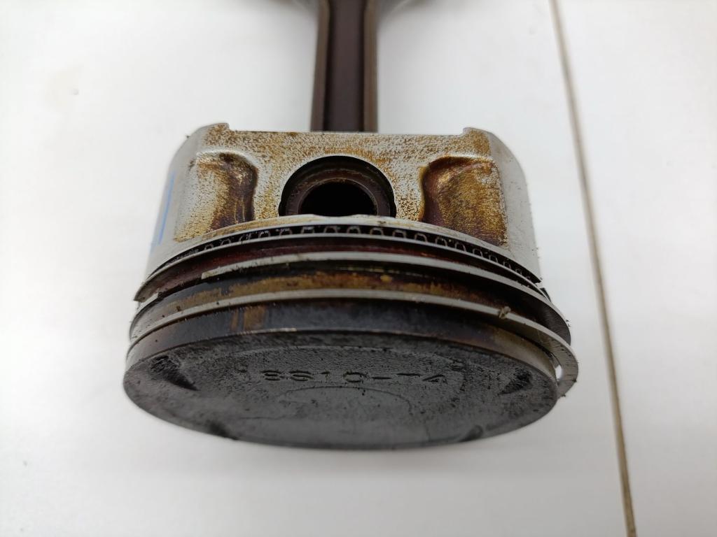 Поршень с шатуном, 2000 рублей, Пермь