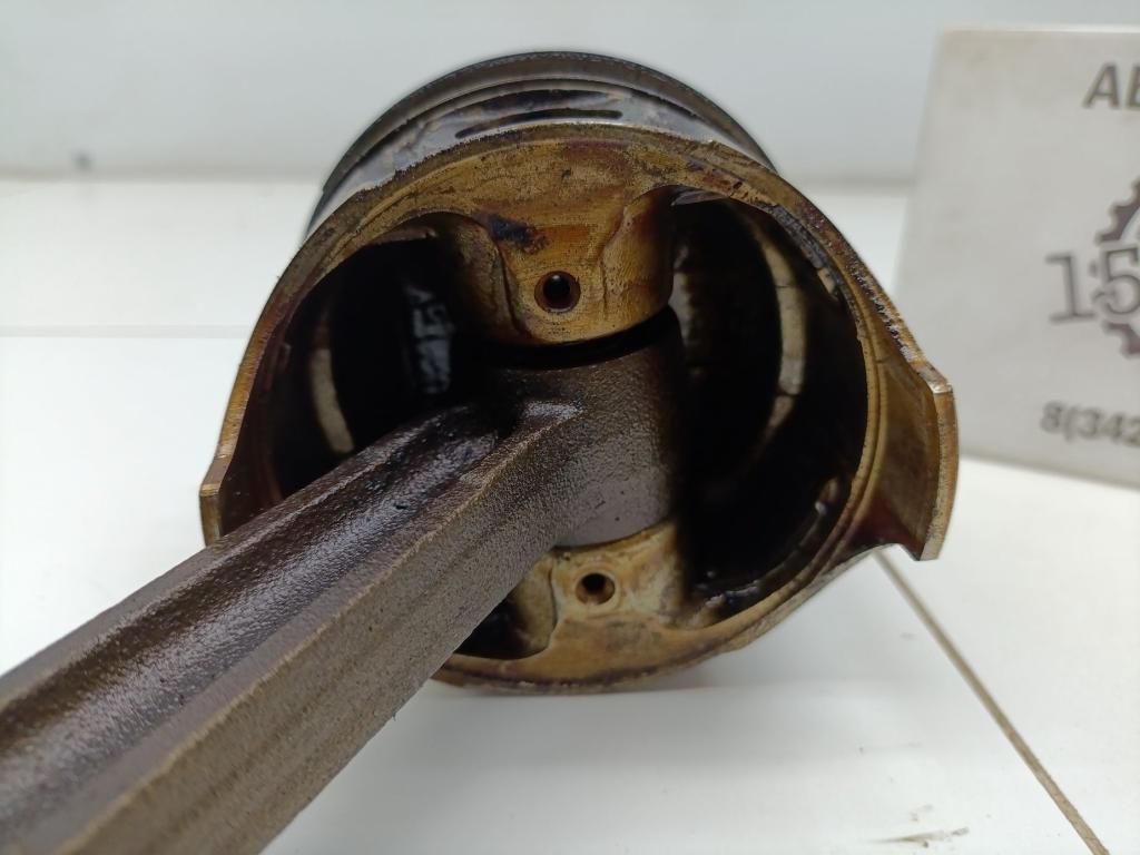 Поршень с шатуном, 1500 рублей, Пермь