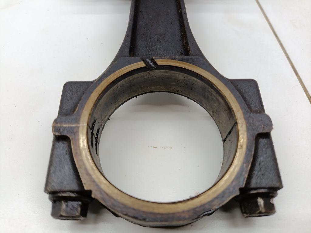 Поршень с шатуном, 4000 рублей, Пермь