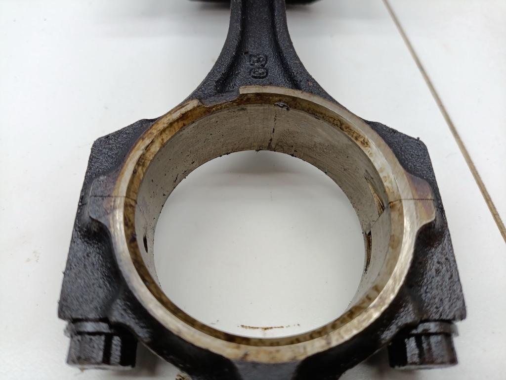 Поршень с шатуном, 3000 рублей, Пермь