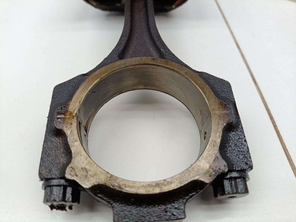 Поршень с шатуном, 3000 рублей, Пермь