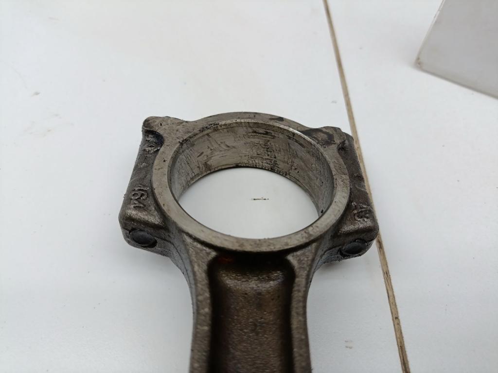 Поршень с шатуном, 4000 рублей, Пермь