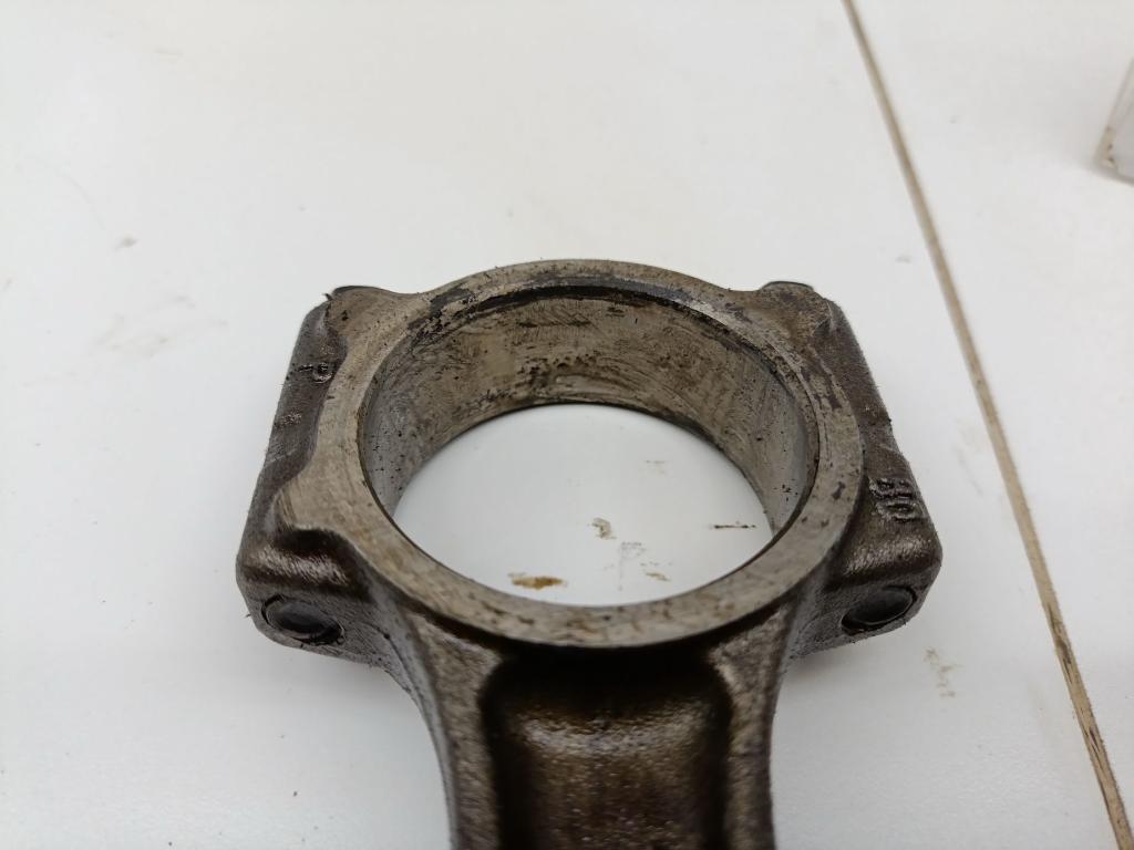 Поршень с шатуном, 4000 рублей, Пермь