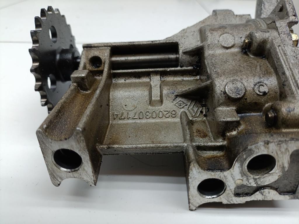 Насос масляный, 1000 рублей, Пермь