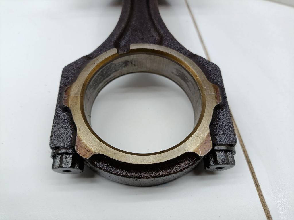 Поршень с шатуном, 3000 рублей, Пермь