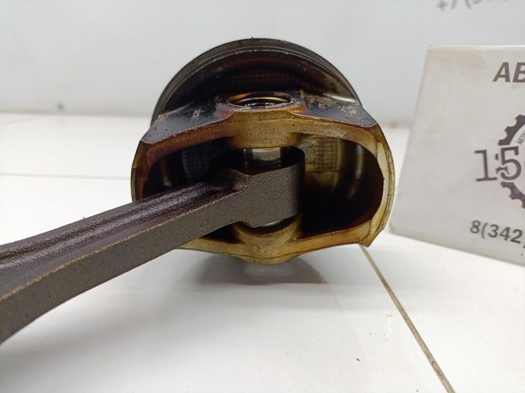 Поршень с шатуном, 3000 рублей, Пермь