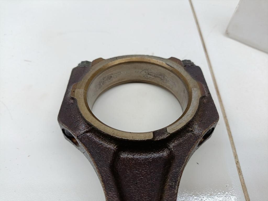 Поршень с шатуном, 3000 рублей, Пермь