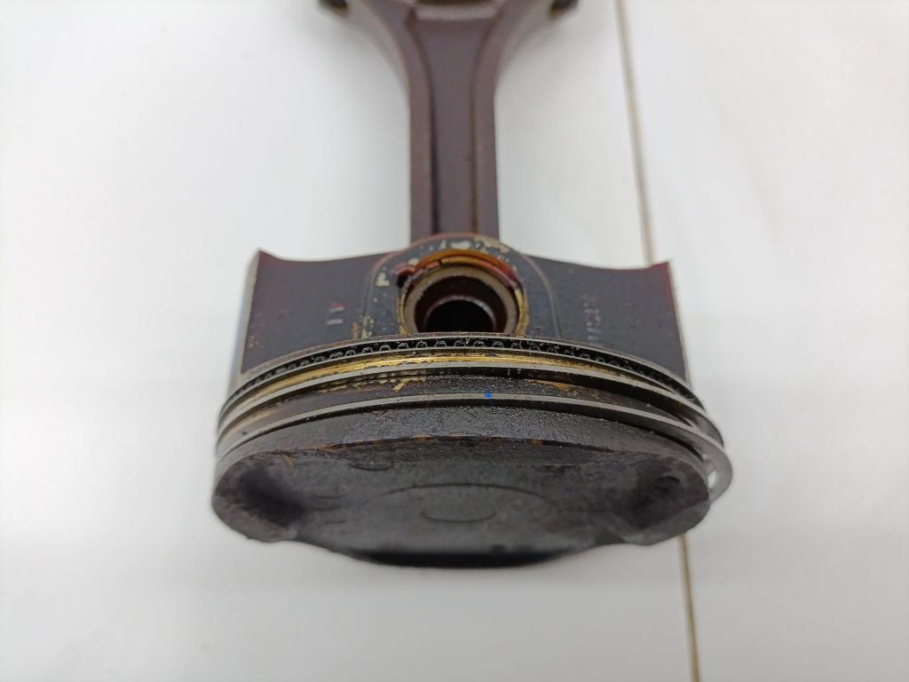 Поршень с шатуном, 3000 рублей, Пермь