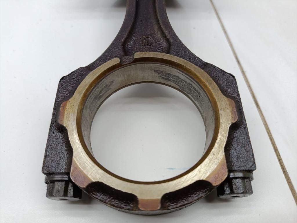 Поршень с шатуном, 3000 рублей, Пермь