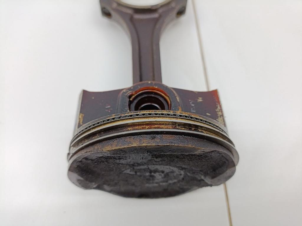 Поршень с шатуном, 3000 рублей, Пермь