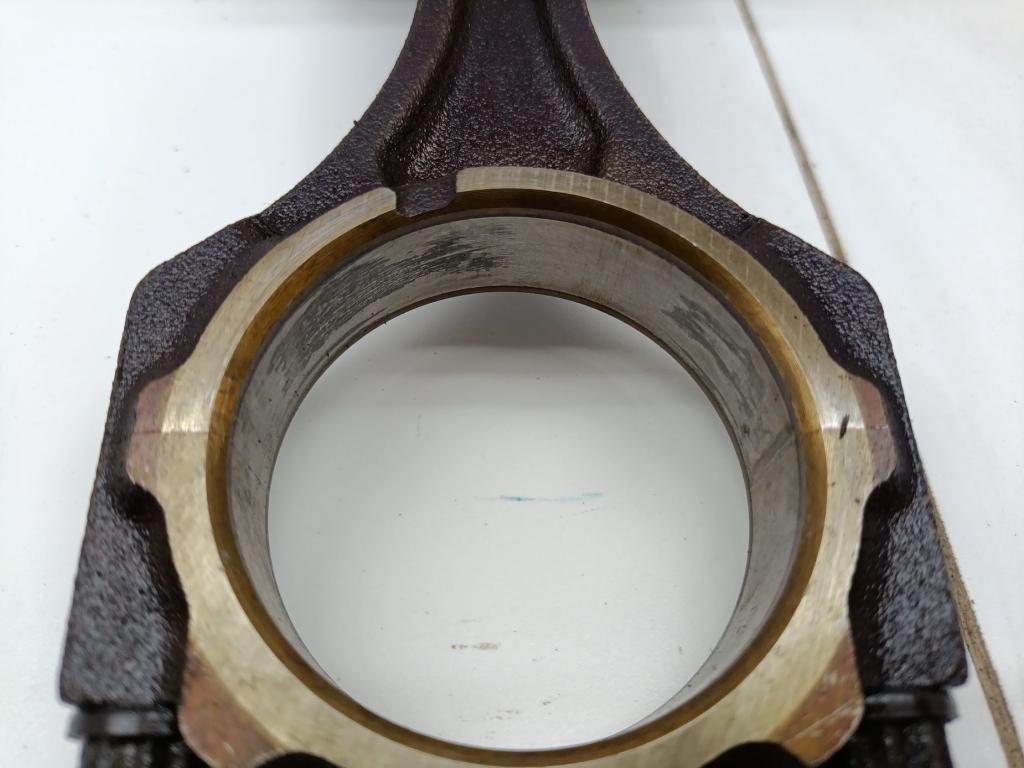 Поршень с шатуном, 3000 рублей, Пермь