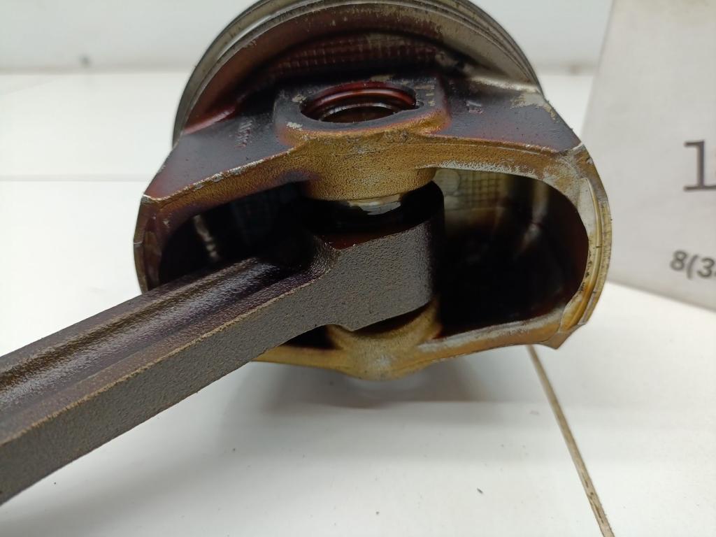 Поршень с шатуном, 3000 рублей, Пермь