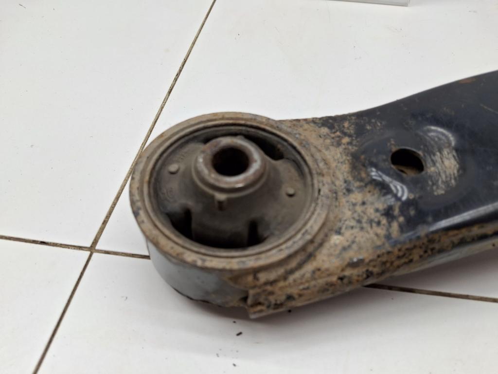 Рычаг передний правый, 3000 рублей, Пермь