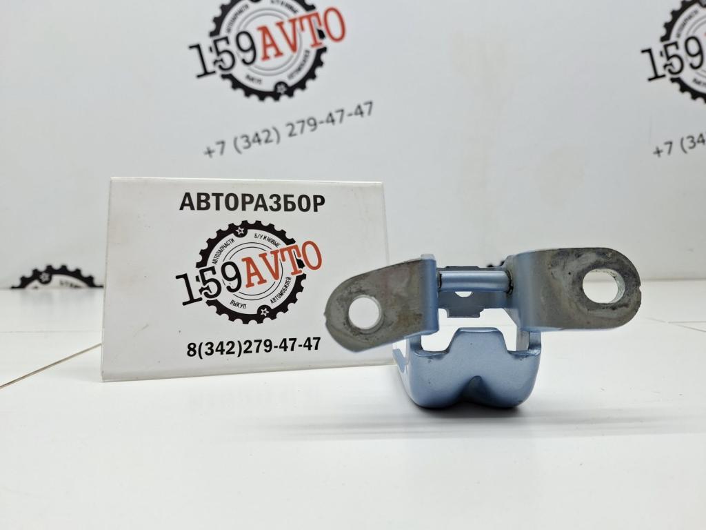 Петля двери задней левой нижняя, 500 рублей, Пермь