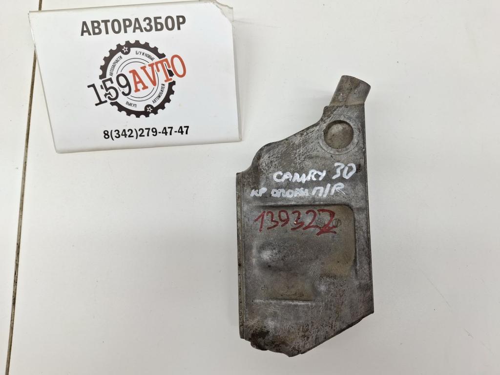 Кронштейн двигателя правый, 500 рублей, Пермь