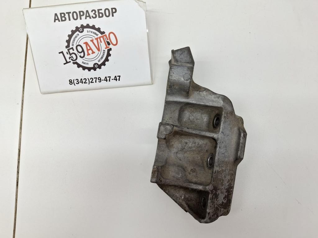 Кронштейн двигателя правый, 500 рублей, Пермь