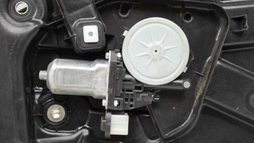 Стеклоподъемник передний правый, 2500 рублей, Пермь