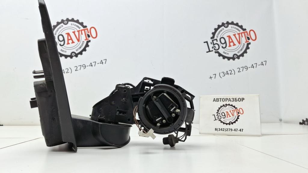 Кронштейн зеркала правого, 1500 рублей, Пермь