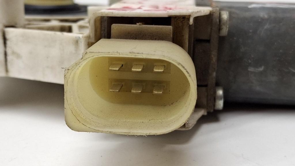 Моторчик стеклоподъемника, 1000 рублей, Пермь