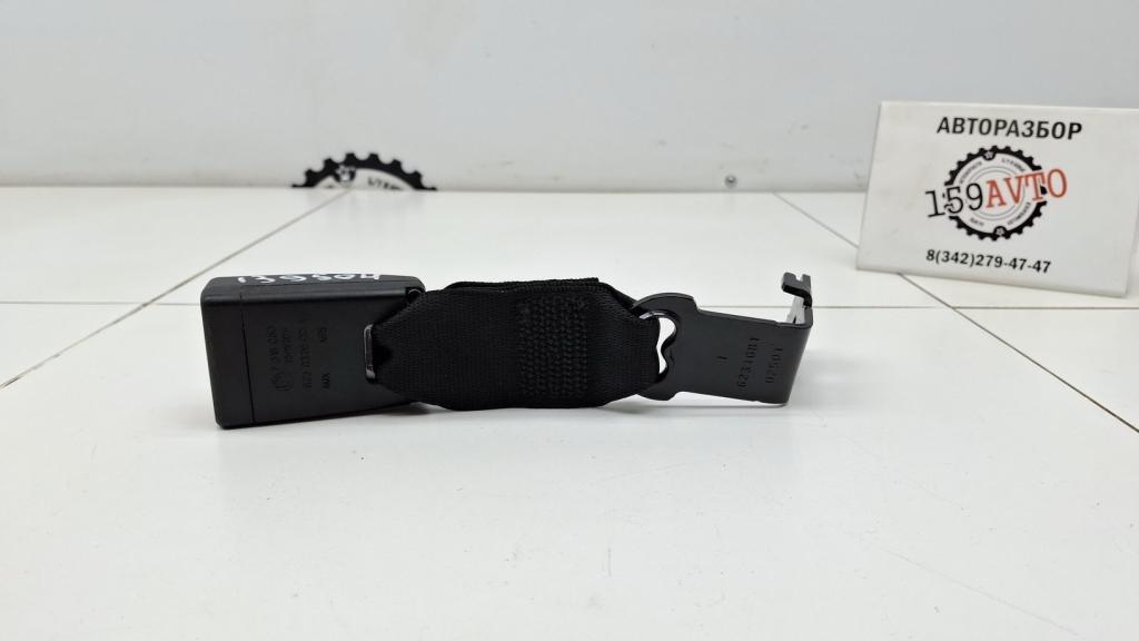 Ответная часть ремня безопасности, 1000 рублей, Пермь