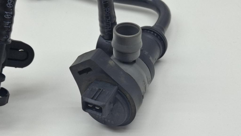 Клапан вентиляции топливного бака, 2000 рублей, Пермь