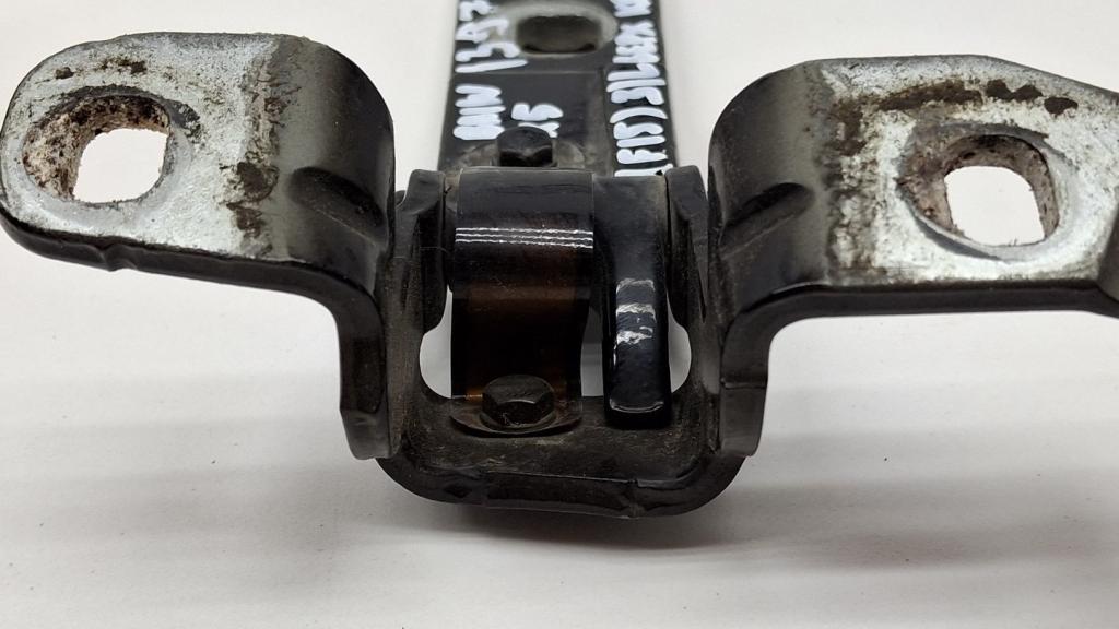 Петля двери багажника, 1000 рублей, Пермь