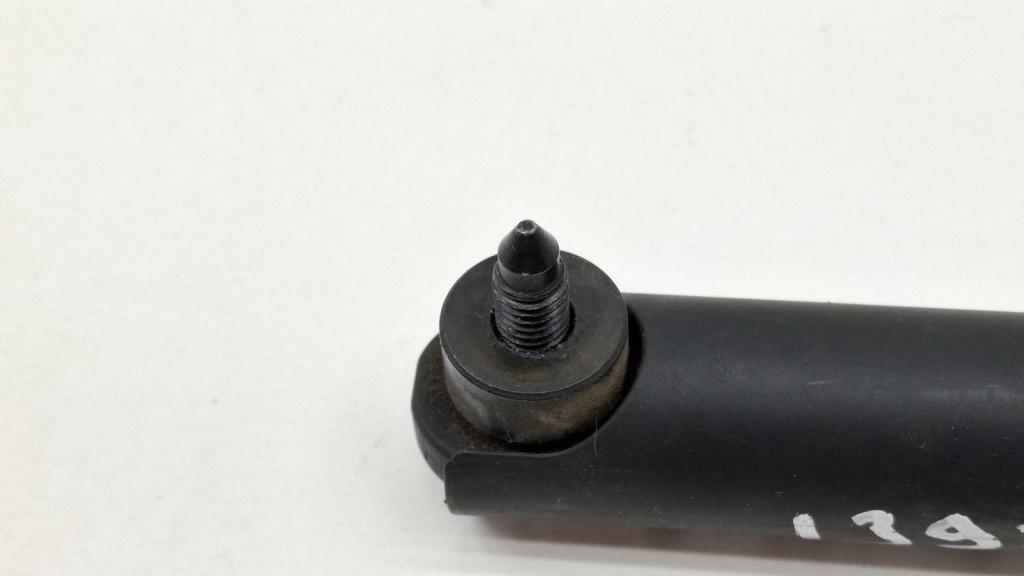 Амортизатор двери багажника, 1000 рублей, Пермь