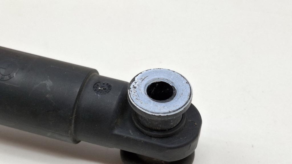 Амортизатор двери багажника, 1000 рублей, Пермь