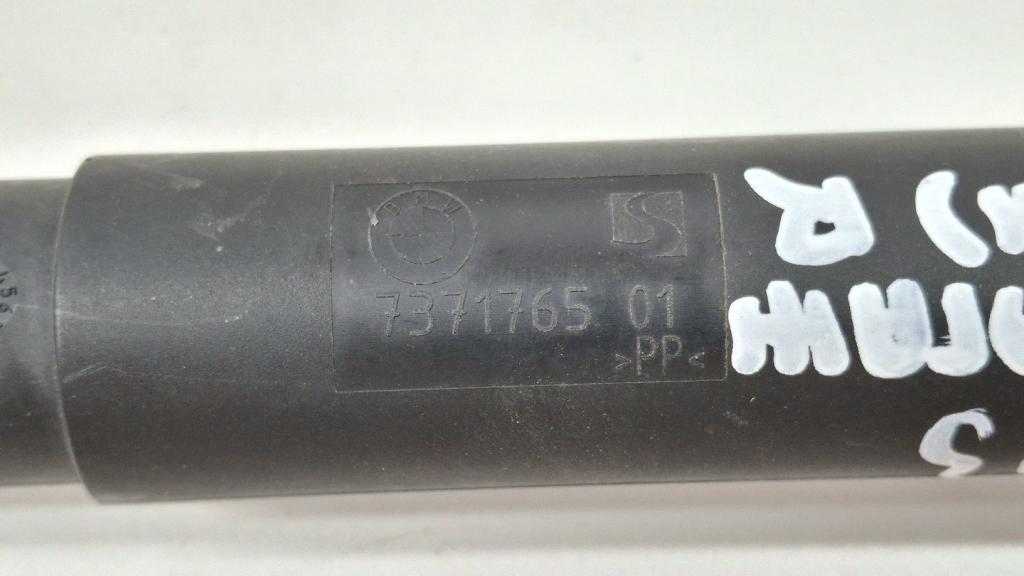 Амортизатор двери багажника, 1000 рублей, Пермь